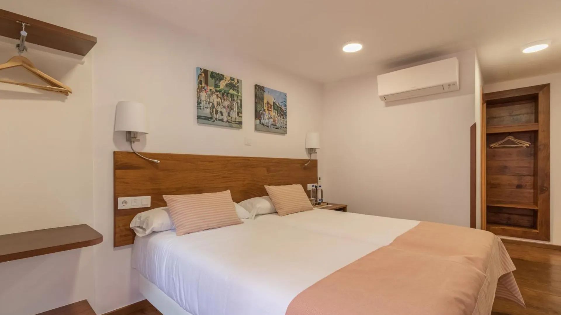 Bed & Breakfast Holiday Time Calle Real Santa Cruz de la Palma