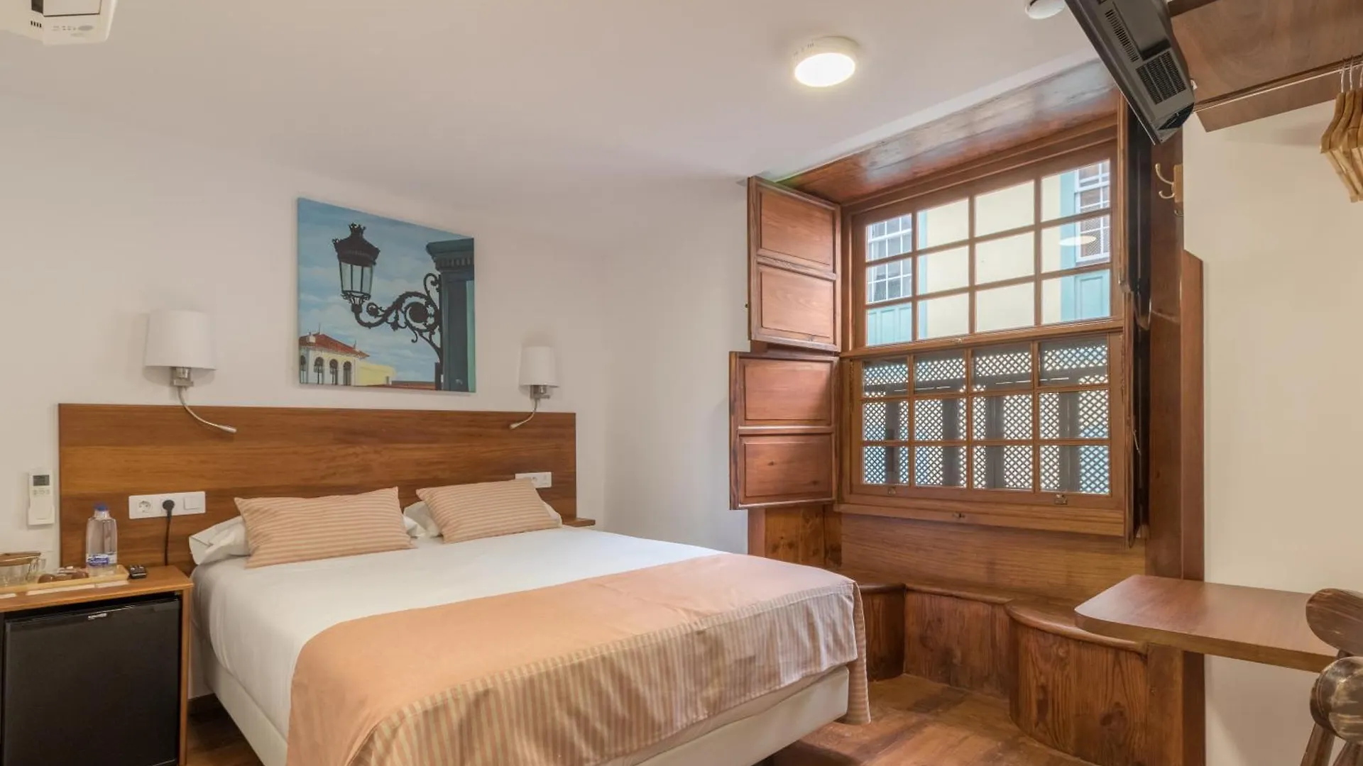Bed & Breakfast Holiday Time Calle Real Santa Cruz de la Palma  Spain