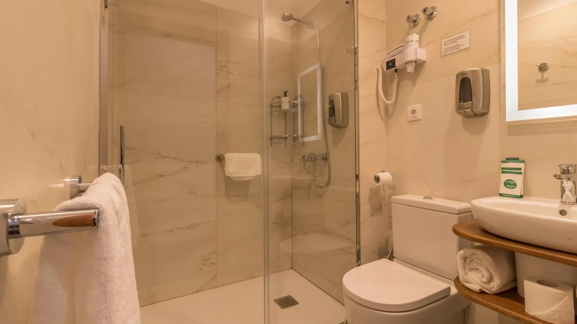 Bed & Breakfast Holiday Time Calle Real Santa Cruz de la Palma  Spagna